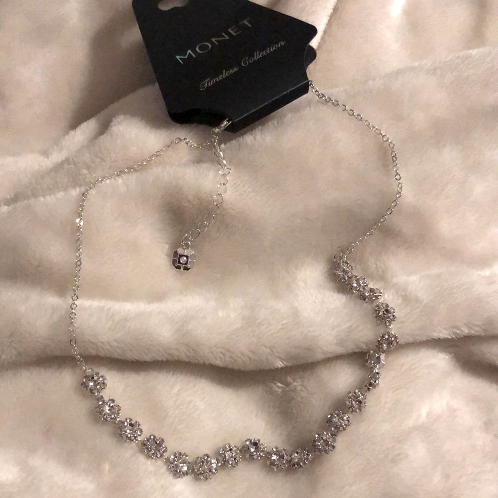 Monet silver tone Floral adjustable choker necklace New! Stunning Prom weddings